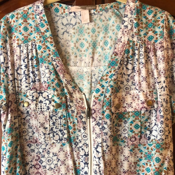 Romper - Picture 2 of 5